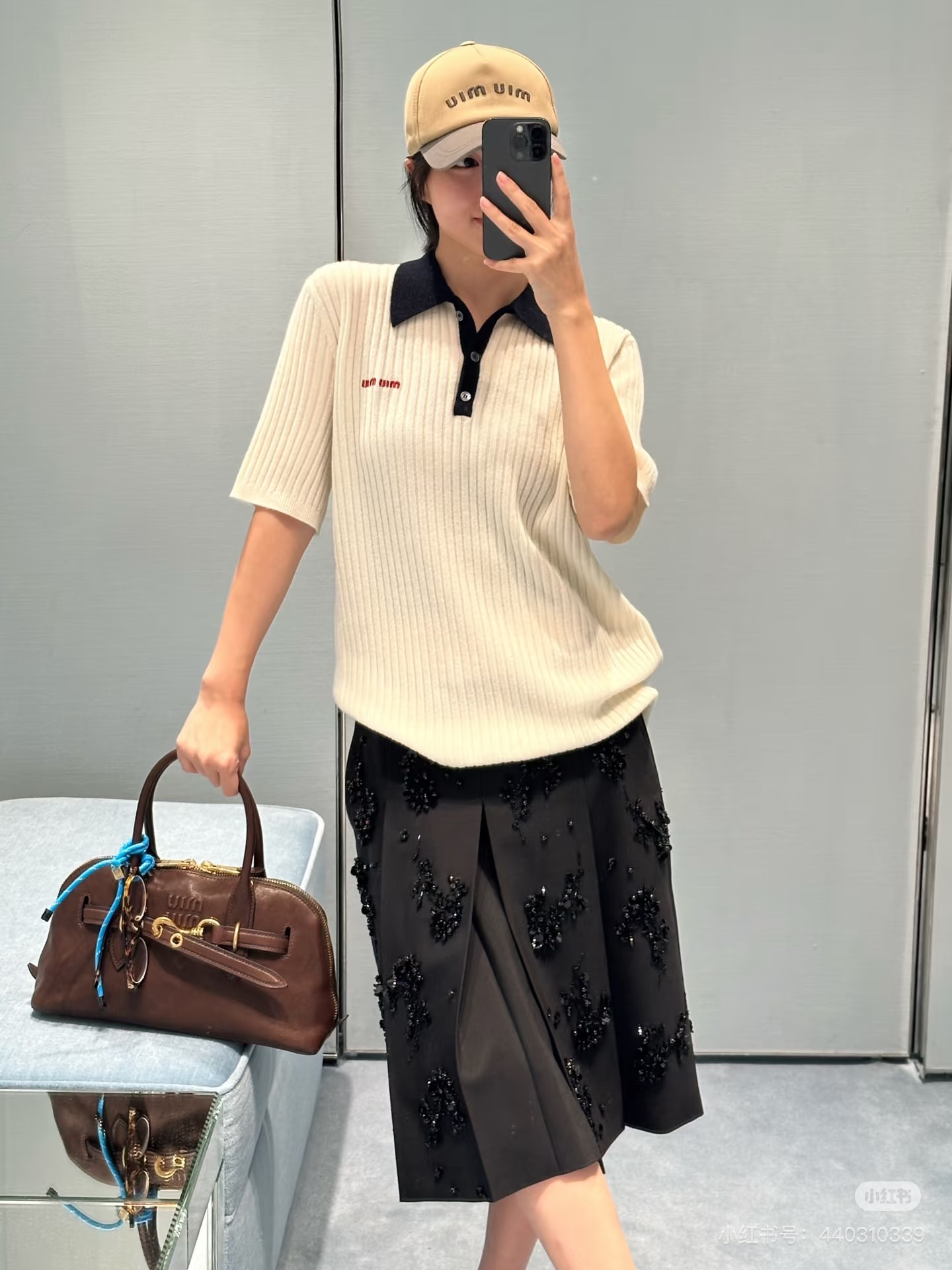 NO:306683,Short-sleeved, long-sleeved, 2025SS Are you a girl today? The new model is a hot item every year!  The effortlessly well-behaved temperament, the feeling of being a rich man studying abroad is like a daughter, T-shirt, alexander wang19860909短袖长袖 2025SS 你今天做女孩了吗 新款每年开年都是抢手货！ 不费力的乖巧气质 海外留学富家千金即视感,,T-shirt,alexander wang,Women's clothing