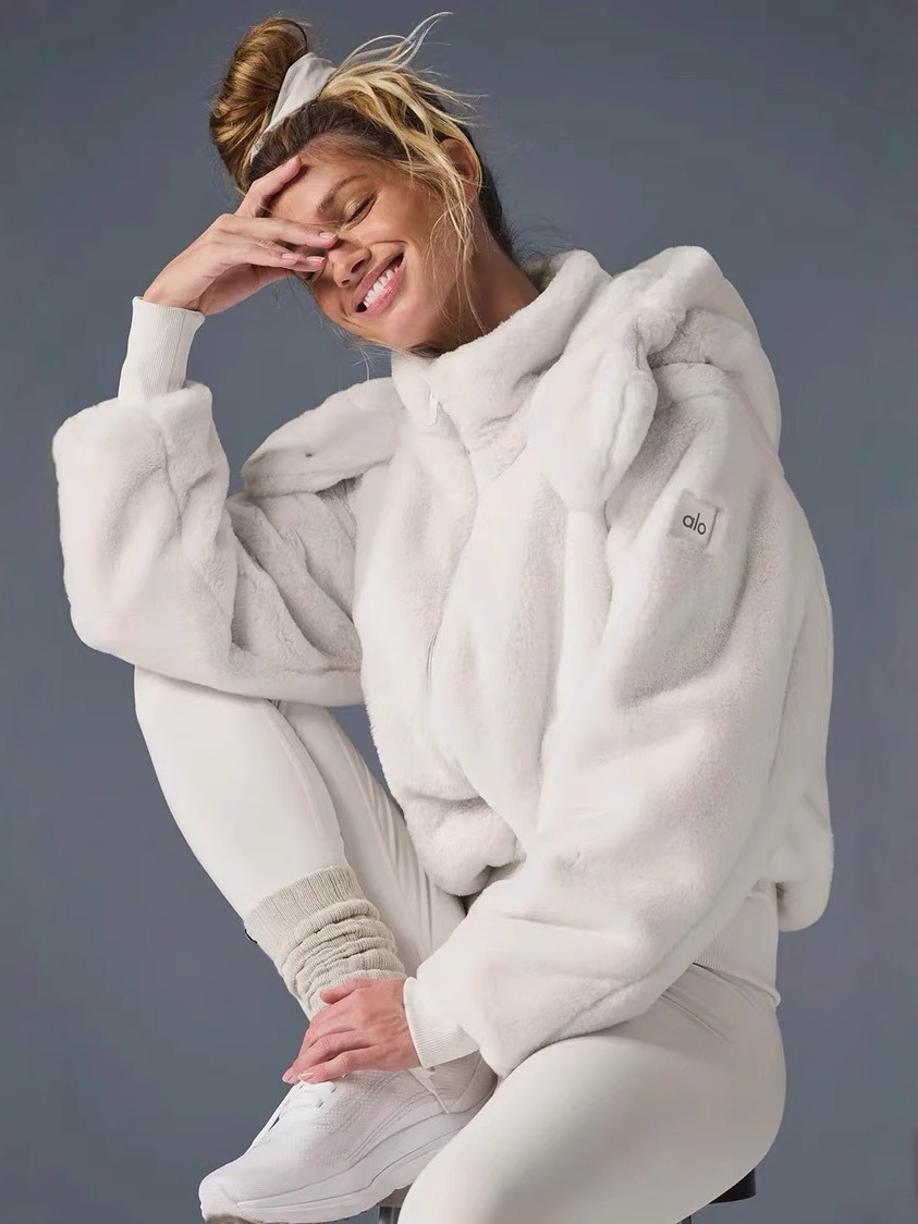 Alo jacket lounge ivory yoga