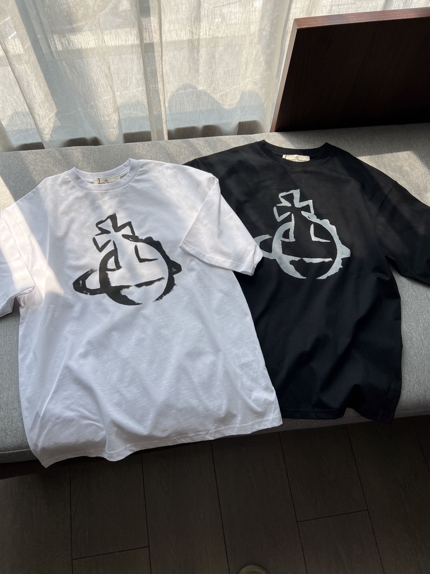 NO:330623,【The Queen Mother of the Cities doodle short sleeve】 Color black/white Size SML, T-shirt, alexander wang19860909【西太后涂鸦短袖】 颜色黑色/白色 尺码SML,,T-shirt,alexander wang,Women's clothing