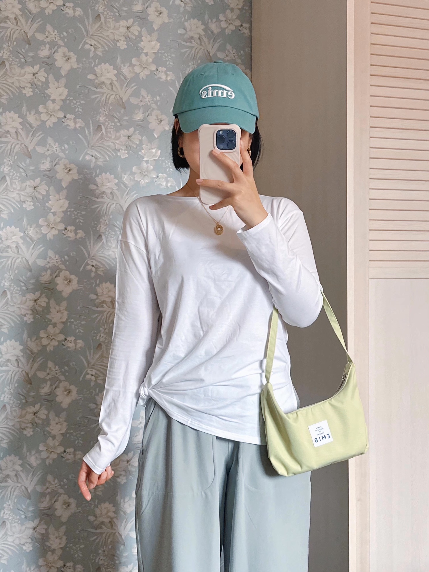 Lululemon long sleeve everyday white yoga