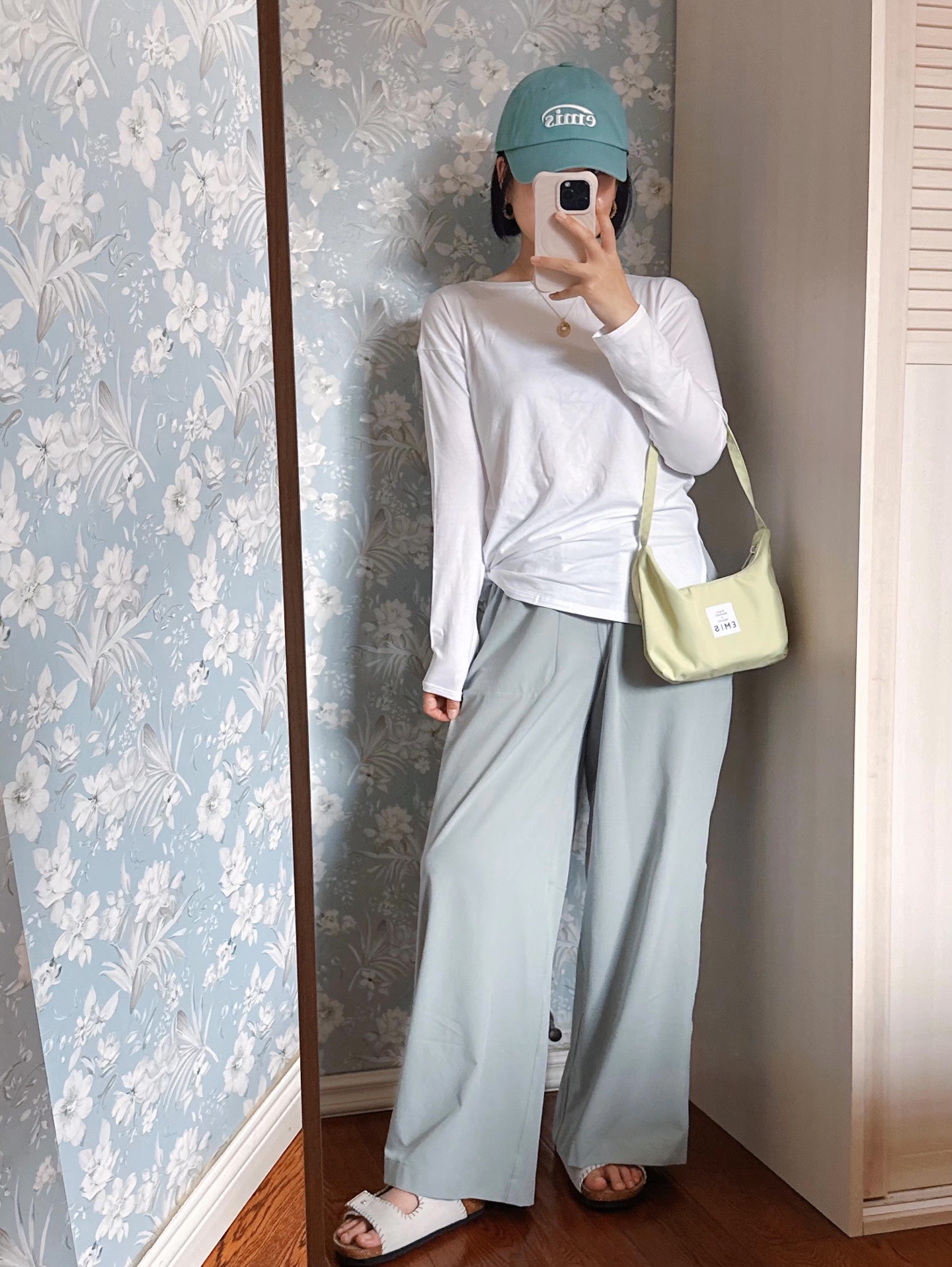 Lululemon long sleeve everyday white yoga