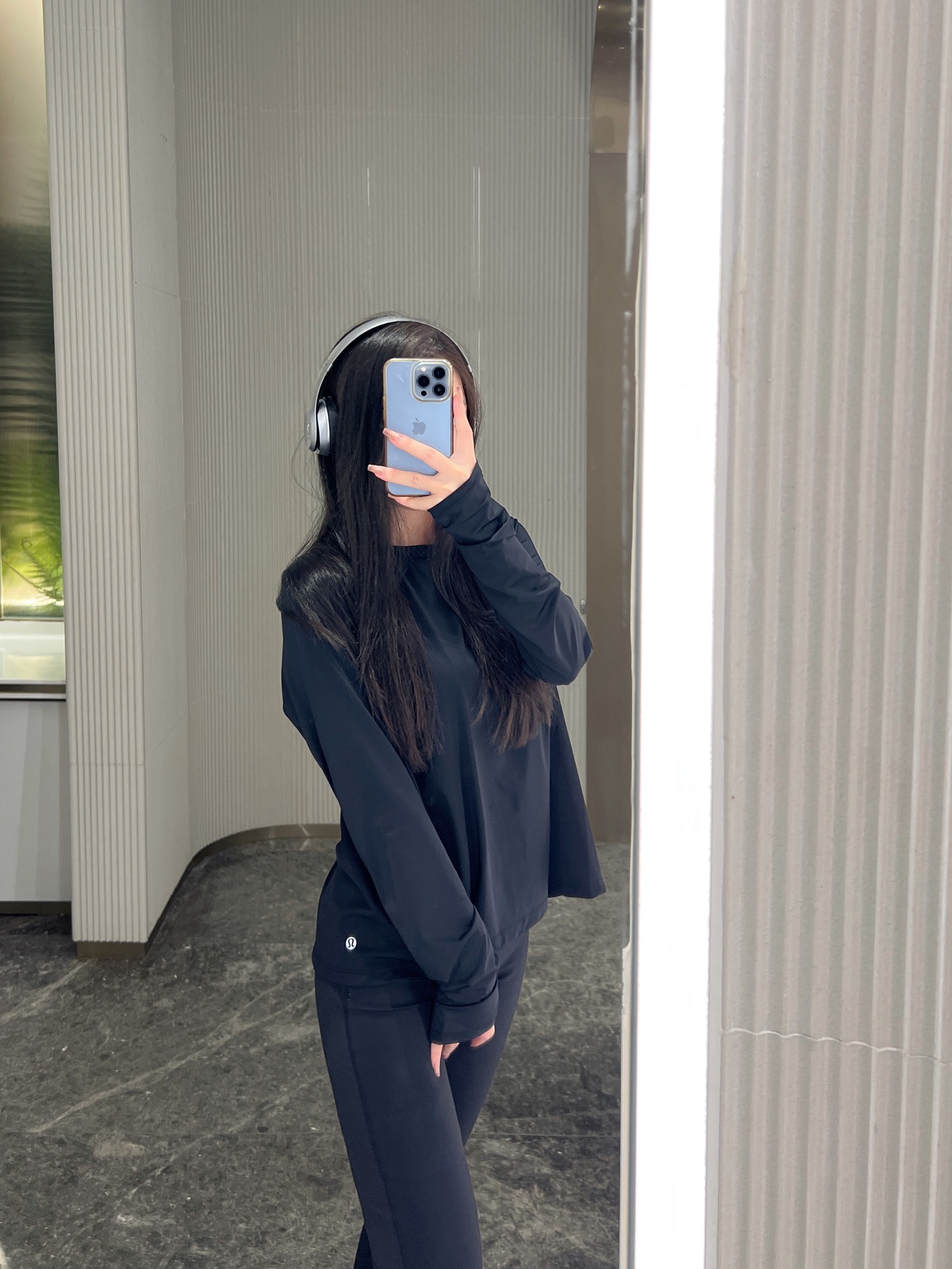 Lululemon long sleeve lounge black yoga