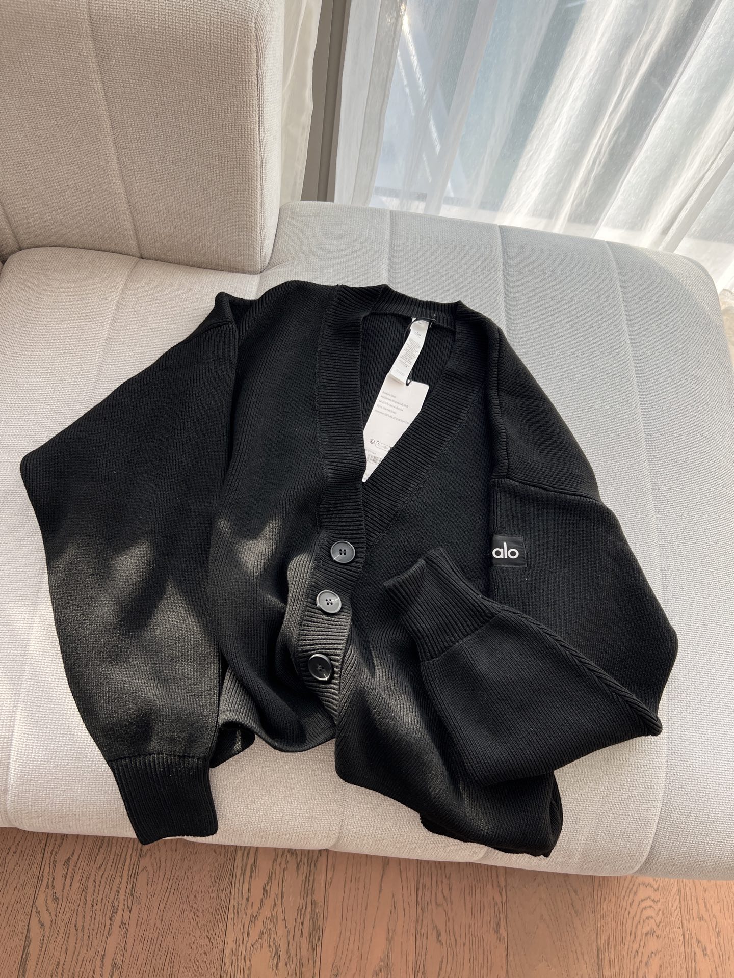 Alo Jacket White Black yoga