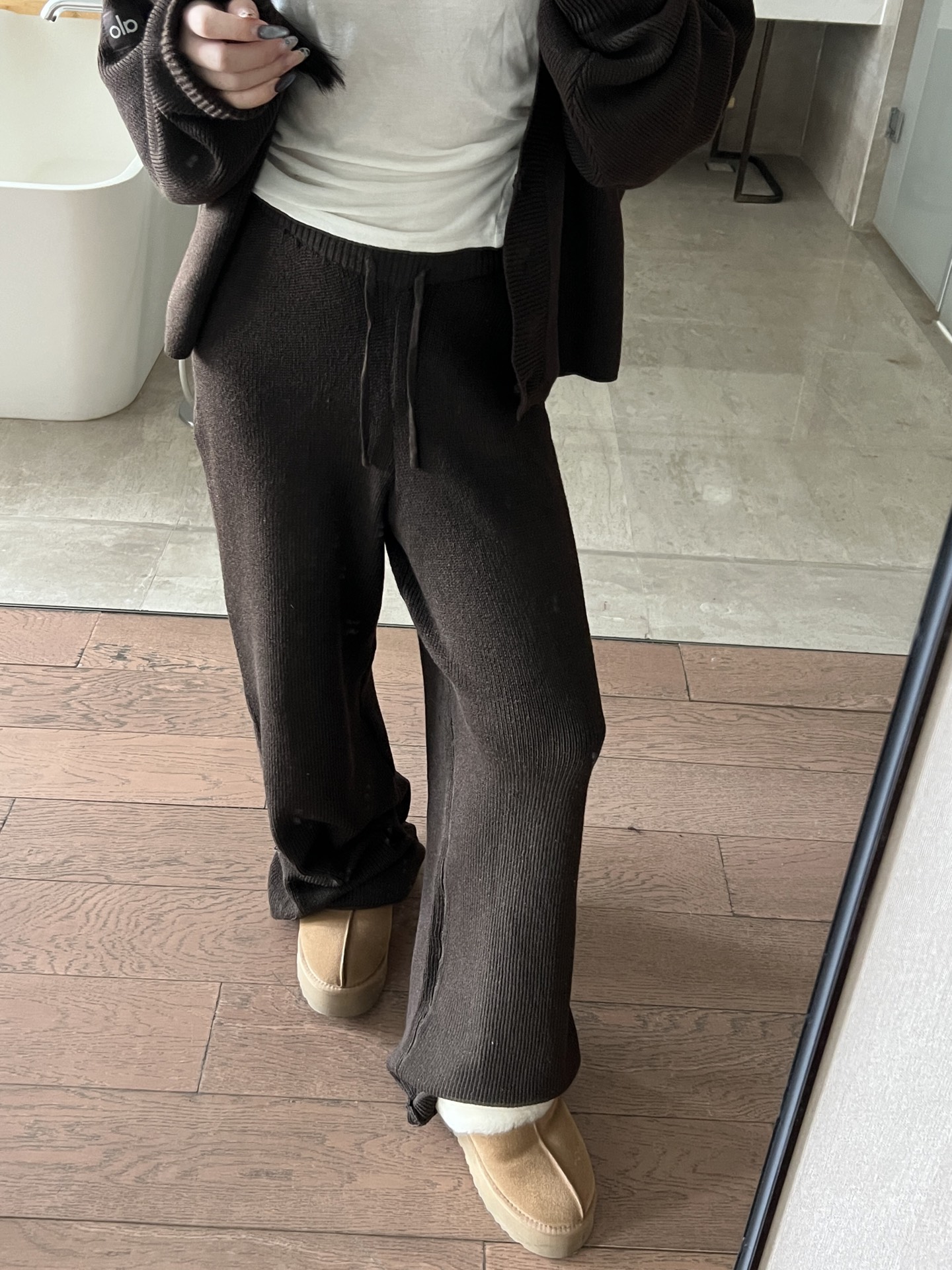 Alo Leggings Minimalist Wearism yoga
