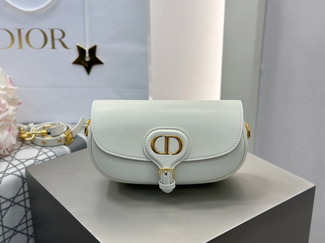 Was
 Dior Taschen Umhängetaschen  & Schultertaschen Weiß Rindsleder Vintage Unterarm