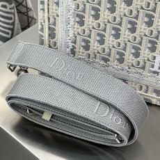 𝗗𝗶𝗼𝗿 𝗕𝗼𝗼𝗸 𝗧𝗼𝘁𝗲 肩带款中号托特❗ 肩带款浅灰中号现货 最新款的𝐵𝑜𝑜𝑘 𝑡𝑜𝑡𝑒首发!! 新出的蕾丝托特实 𝗗𝗶𝗼𝗿 𝗕𝗼𝗼𝗸 𝗧𝗼𝘁𝗲 肩带款中号托特❗ 肩带款浅灰中号现货 最新款的𝐵𝑜𝑜𝑘 𝑡𝑜𝑡𝑒首发!! 新出的蕾丝托特实