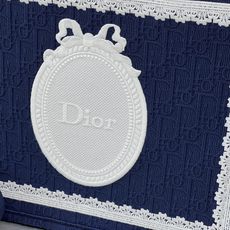 𝗗𝗶𝗼𝗿 𝗕𝗼𝗼𝗸 𝗧𝗼𝘁𝗲 肩带款中号托特❗ 肩带款深蓝色中号现货 最新款𝐵𝑜𝑜𝑘 𝑡𝑜𝑡𝑒首发!! 新出的法式椭圆镜 𝗗𝗶𝗼𝗿 𝗕𝗼𝗼𝗸 𝗧𝗼𝘁𝗲 肩带款中号托特❗ 肩带款深蓝色中号现货 最新款𝐵𝑜𝑜𝑘 𝑡𝑜𝑡𝑒首发!! 新出的法式椭圆镜