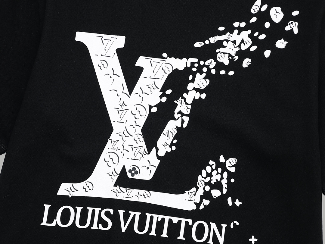 Louis Vuitton Men's Black Cotton Logo T-Shirt, Short Sleeve, S-XL 3 i1710263798 2839 1