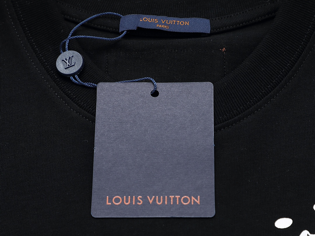 Louis Vuitton Men's Black Cotton Logo T-Shirt, Short Sleeve, S-XL 9 i1710263798 7988 4