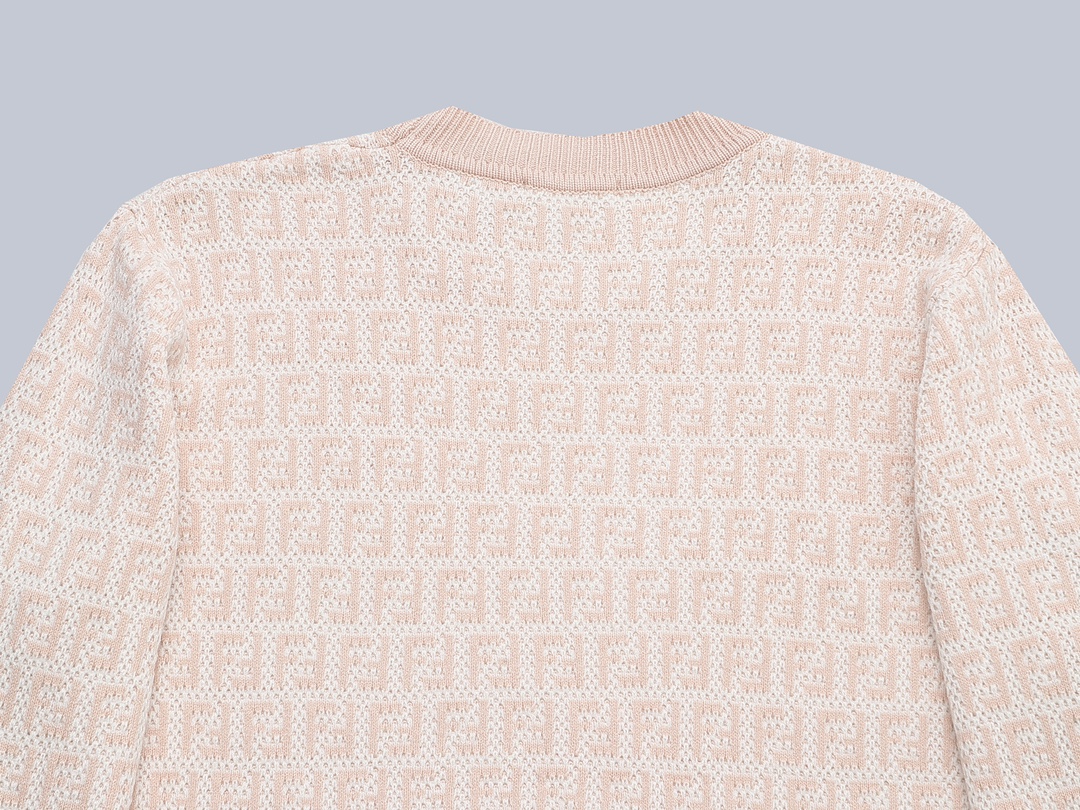 Custom Wool Sweaters by Fendy Fendi in Various Sizes and Colors - 图片 9
