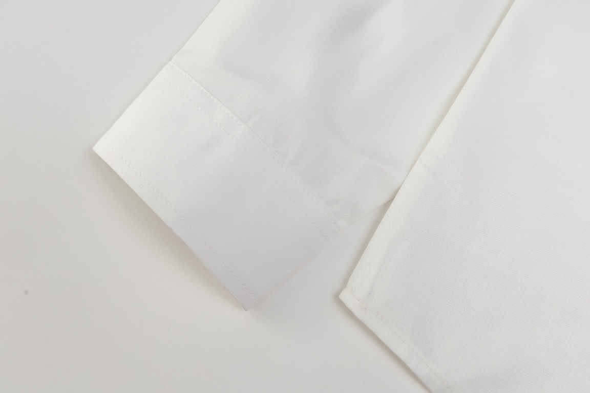 “CJCR Top Version Long Sleeve Shirt by FENDI, Unisex Custom Design in Picture Color” - 图片 6