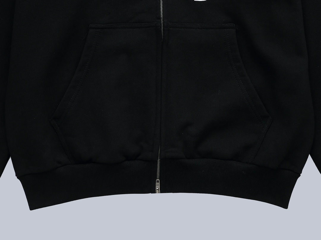 Parisian Balentiaga Synchronization Network Hoodie in Picture Color, XS-L, 480g Flour. - 图片 5
