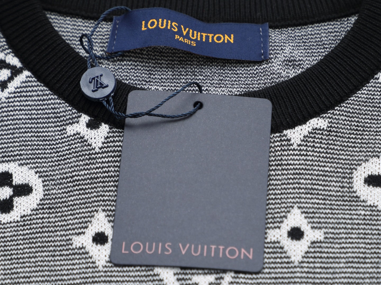 Louiswell Knitted Sweater Shorts: Top-Level Version with Currency Details - 图片 7