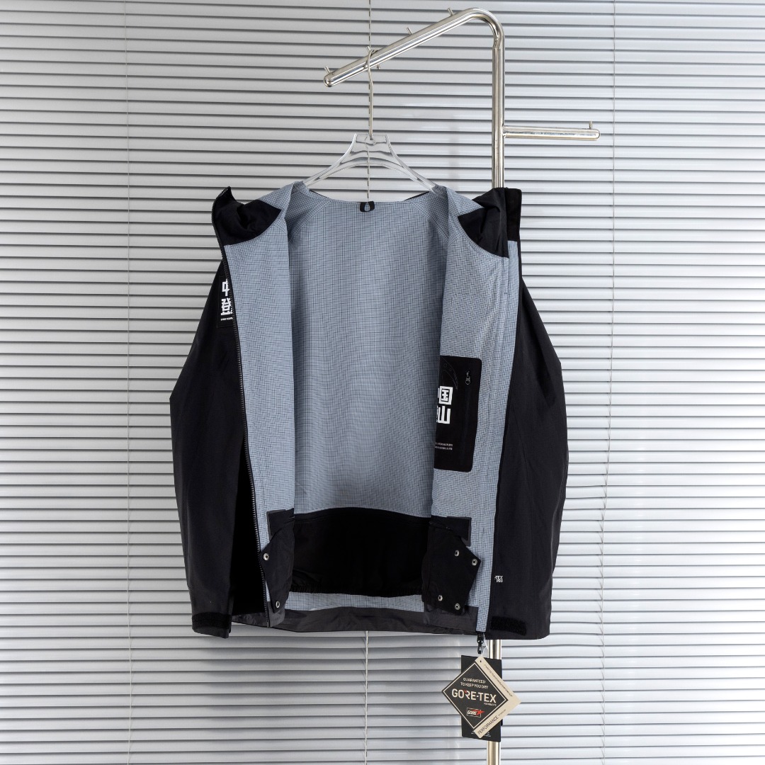 Kailas 款式：凯乐石KAILAS MONT Q60 中国登山限定运动户外全天候硬壳专业防水防风透气登山冲锋衣外套