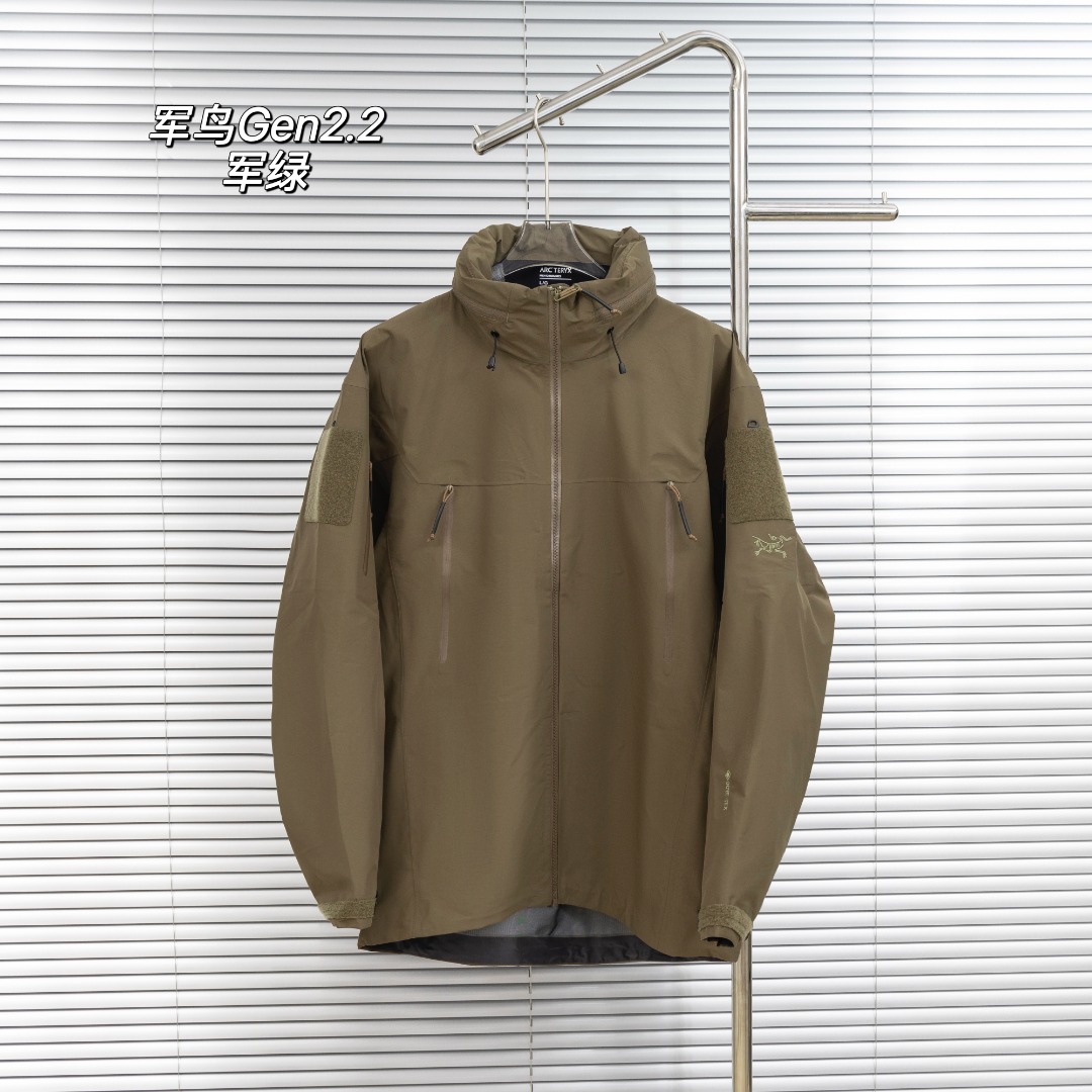 NO:538333,Main recommendation (top version, differentiation currency) Style Arcteryx Archaeoptera Bird Leaf Alpha GEN22.2 official website new version of Military Bird Outdoor waterproof hard shell full pressing rubber jacket Color picture color Size S-XXL Fabric GORE-TEX Technology waterproof Full set of custom auxiliary materials No gender distinction Men and women same style, Loro pianaarc'teryx, jackets & coats, jackets & coats, alexander wang19860909主推（顶级版本 区别通货）  款式Arcteryx始祖鸟Leaf Alpha GEN22.2官网新版本军鸟 户外防水硬壳全压胶冲锋衣外套夹克 颜色图片色 尺码S-XXL 面料GORE-TEX 科技防水 辅料全套定制辅料 无性别区分 男女同款,,loro pianaarc'teryx,jackets & coats,jackets & coats,alexander wang,Men's clothing