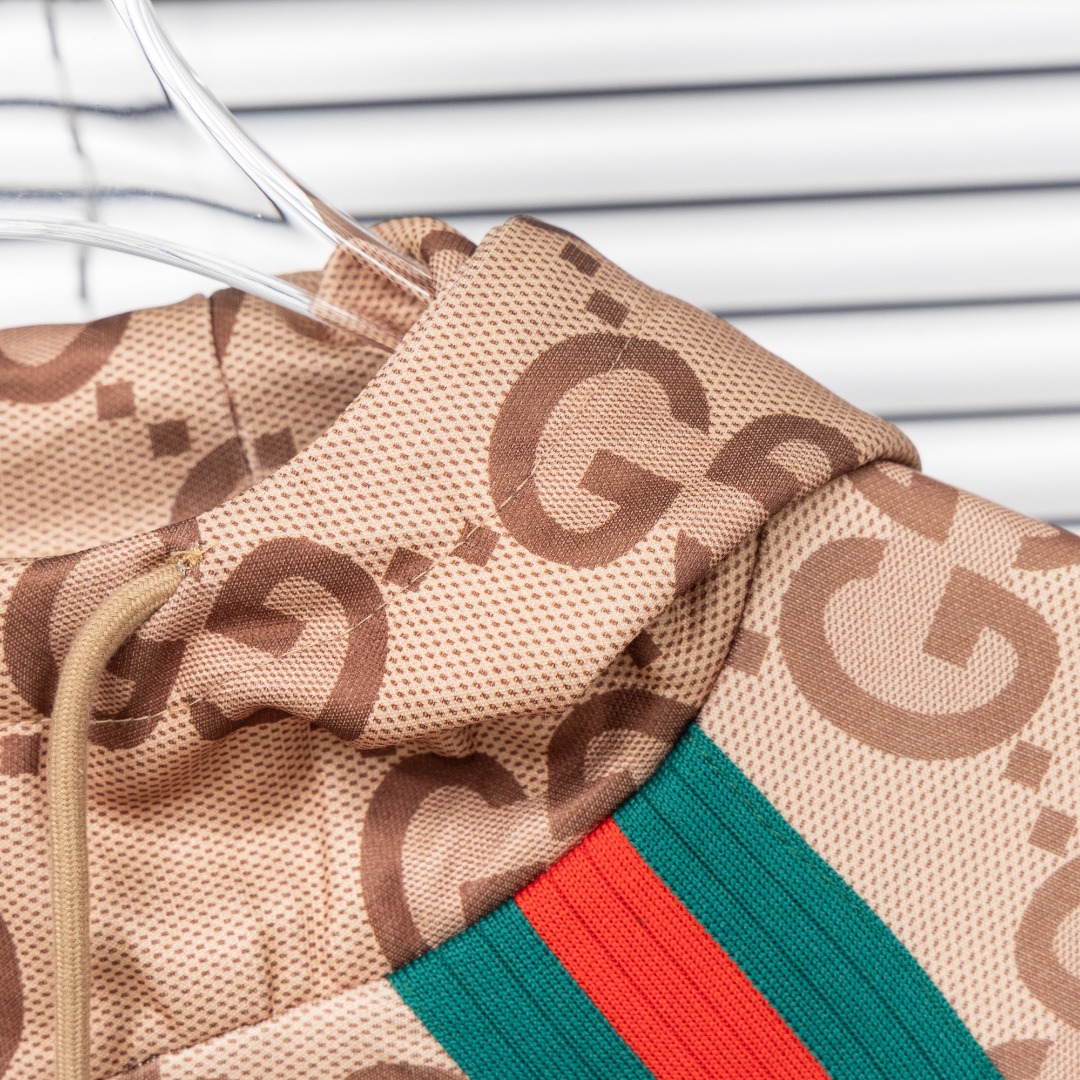 Gucci 款式：古驰Gucci连帽织带开衫外套