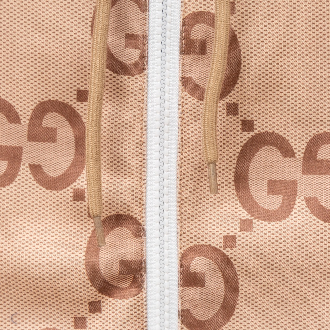 Gucci 款式：古驰Gucci连帽织带开衫外套