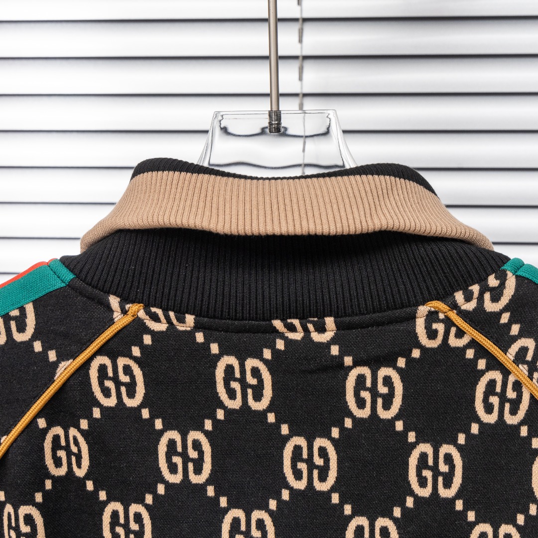 Gucci 款式：古驰Gucci 满印撞色织带拼接外套