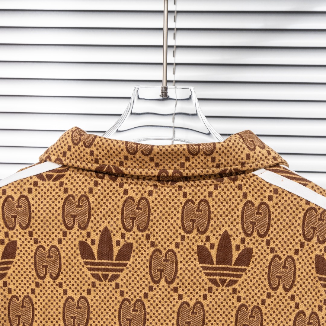 Gucci 款式：古驰Gucci联名三叶草 满印提花外套