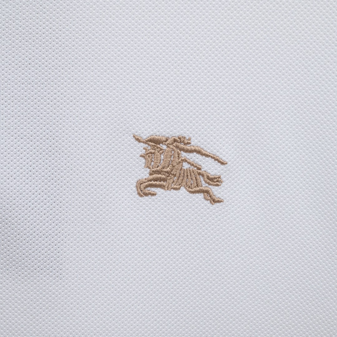 Burberry 款式：巴宝莉BBR战马刺绣拼接领口短袖POLO