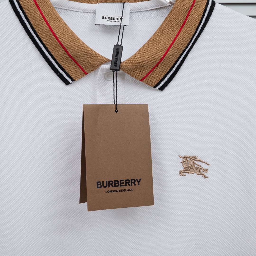 Burberry 款式：巴宝莉BBR战马刺绣拼接领口短袖POLO
