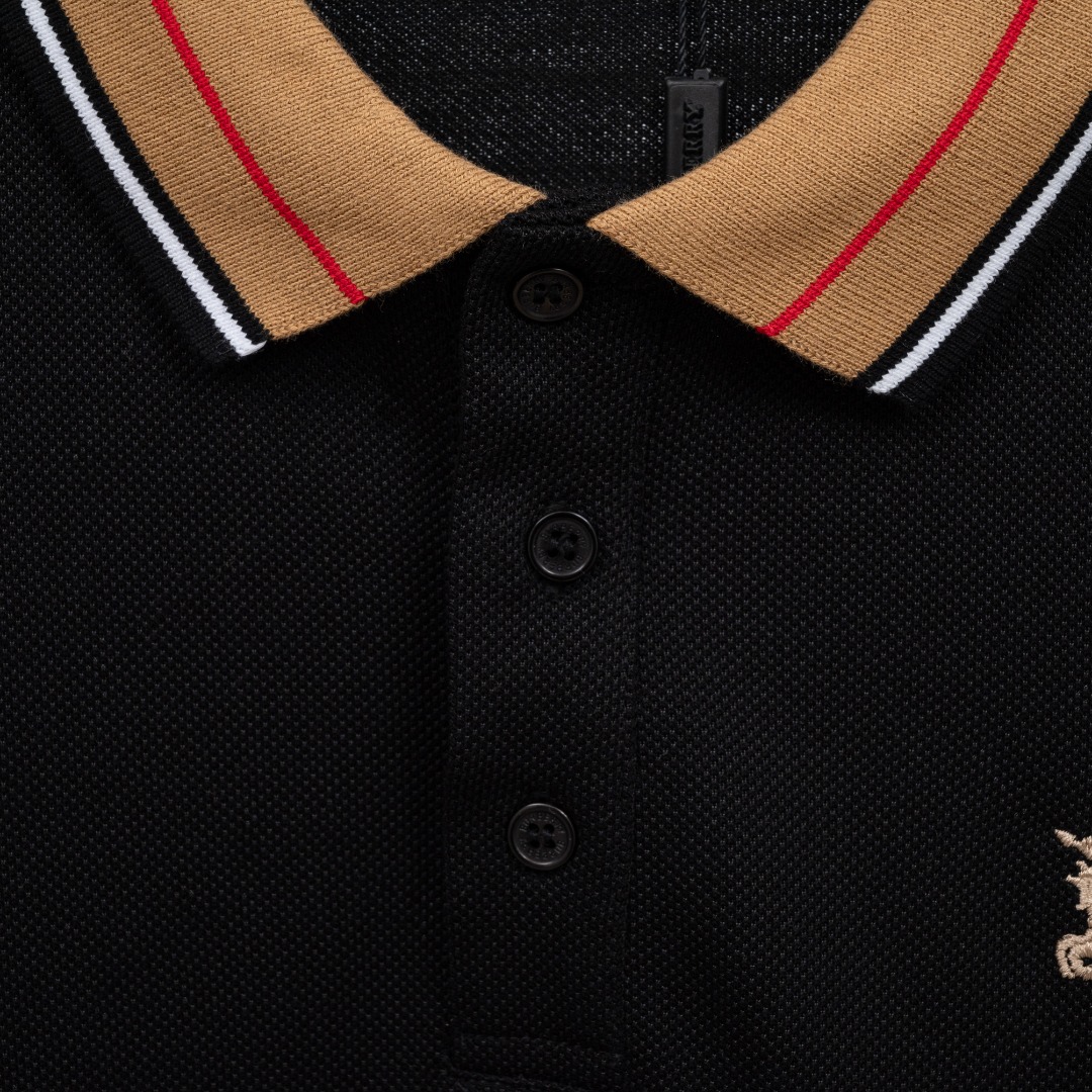 Burberry 款式：巴宝莉BBR战马刺绣拼接领口短袖POLO