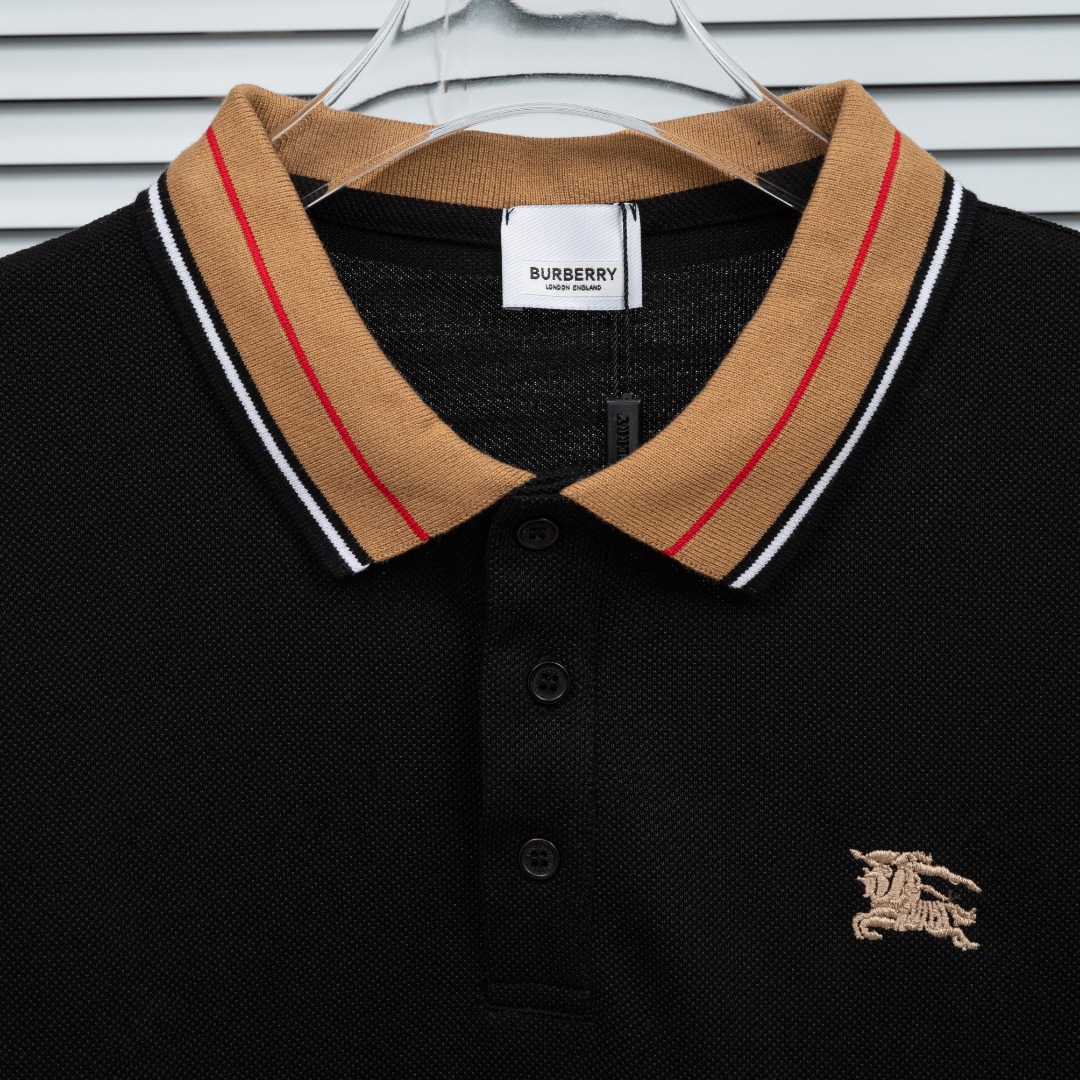 Burberry 款式：巴宝莉BBR战马刺绣拼接领口短袖POLO
