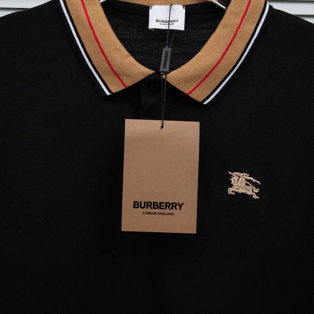 Burberry 款式：巴宝莉BBR战马刺绣拼接领口短袖POLO