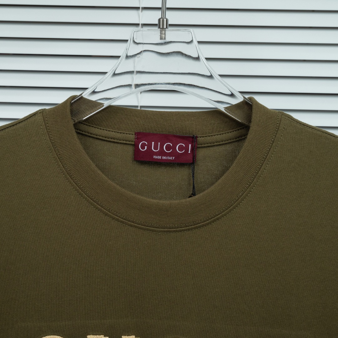 Gucci 款式：古驰GUCCI 3D立体刺绣工艺短袖