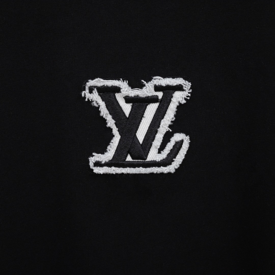 Louis Vuitton 款式：路易威登LV做旧破洞 3D立体刺绣工艺短袖