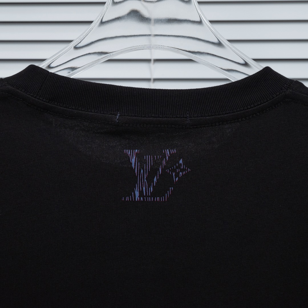 Louis Vuitton 款式：路易威登LV 渐变镭射工艺短袖