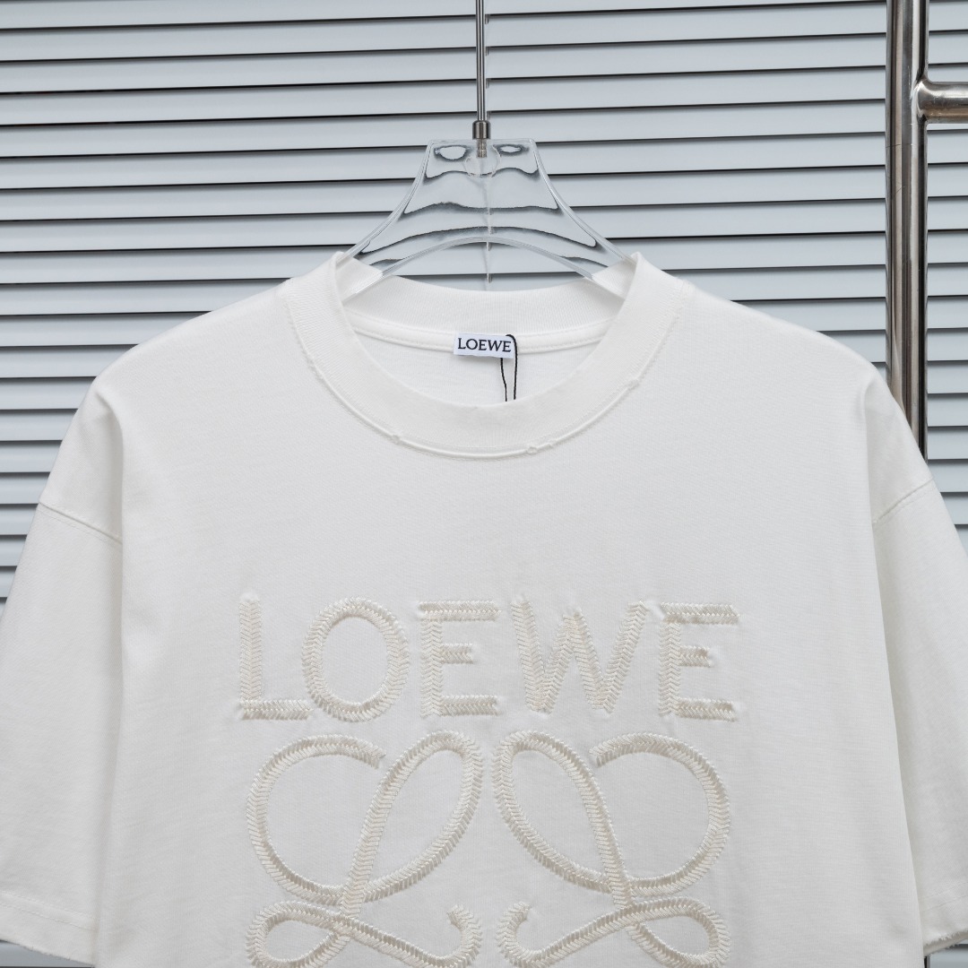 Loewe 款式：罗意威LOEWE 3D草绳刺绣工艺短袖