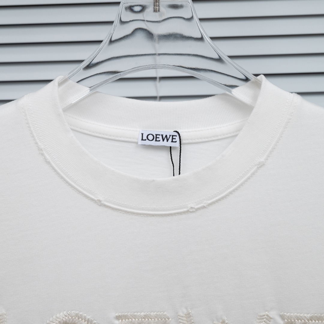 Loewe 款式：罗意威LOEWE 3D草绳刺绣工艺短袖