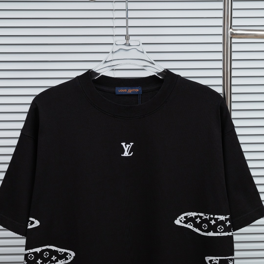 Louis Vuitton 款式：路易威登LV破洞刺绣小标 渐变云端工艺短袖