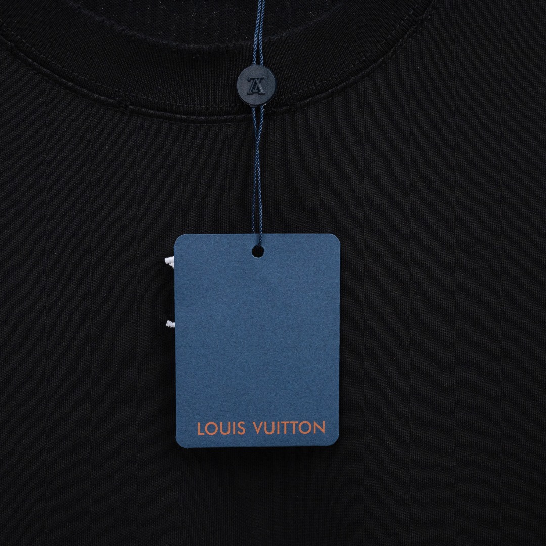 Louis Vuitton 款式：路易威登LV破洞刺绣小标 渐变云端工艺短袖