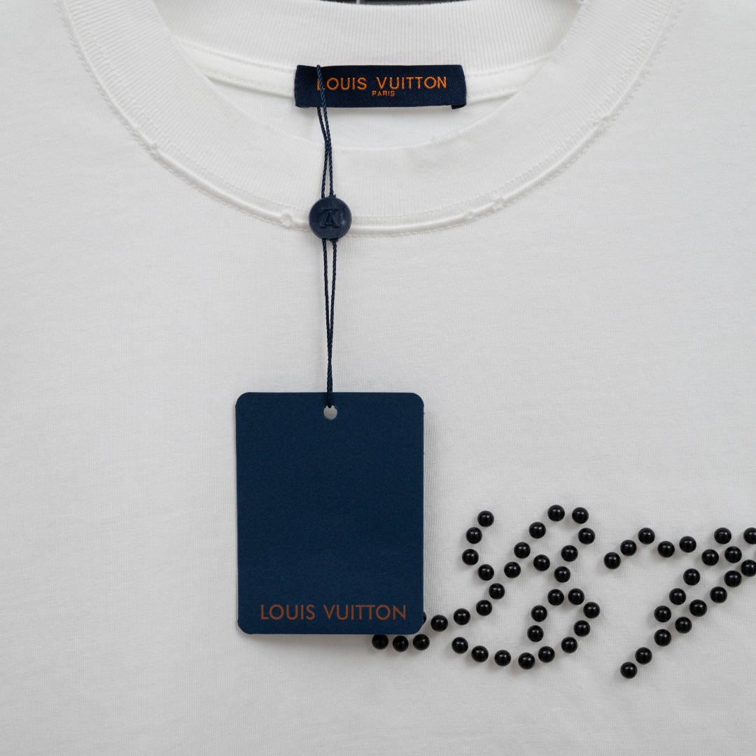 Louis Vuitton 款式：路易威登LV破洞手工珍珠工艺短袖
