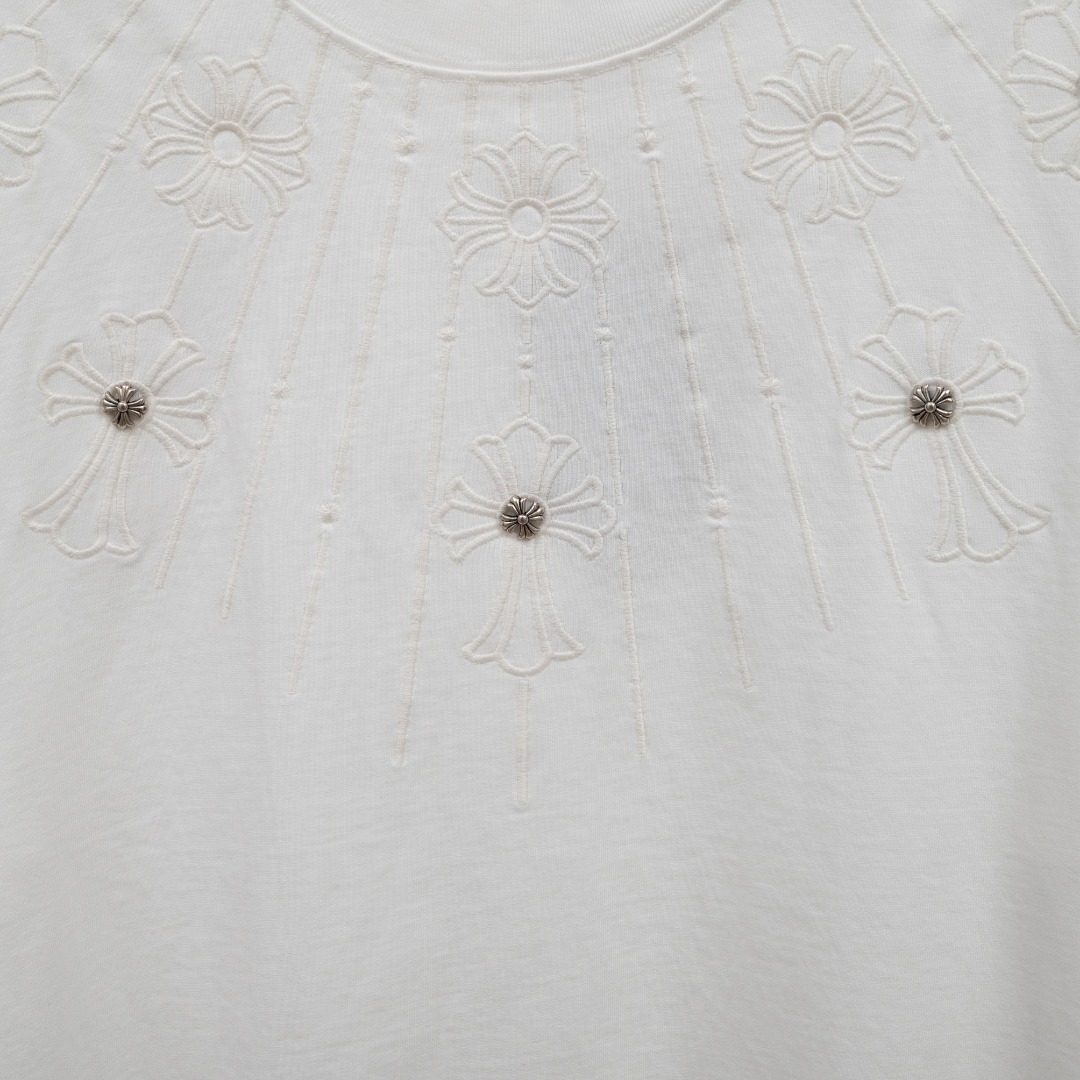 Chrome Hearts 款式：克罗心CH十字刺绣定制金属纽扣工艺短袖