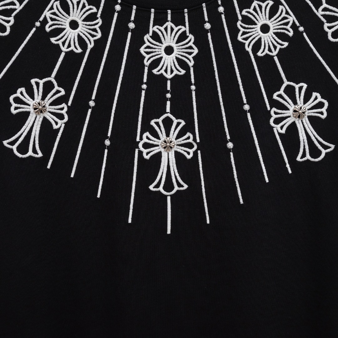 Chrome Hearts 款式：克罗心CH十字刺绣定制金属纽扣工艺短袖