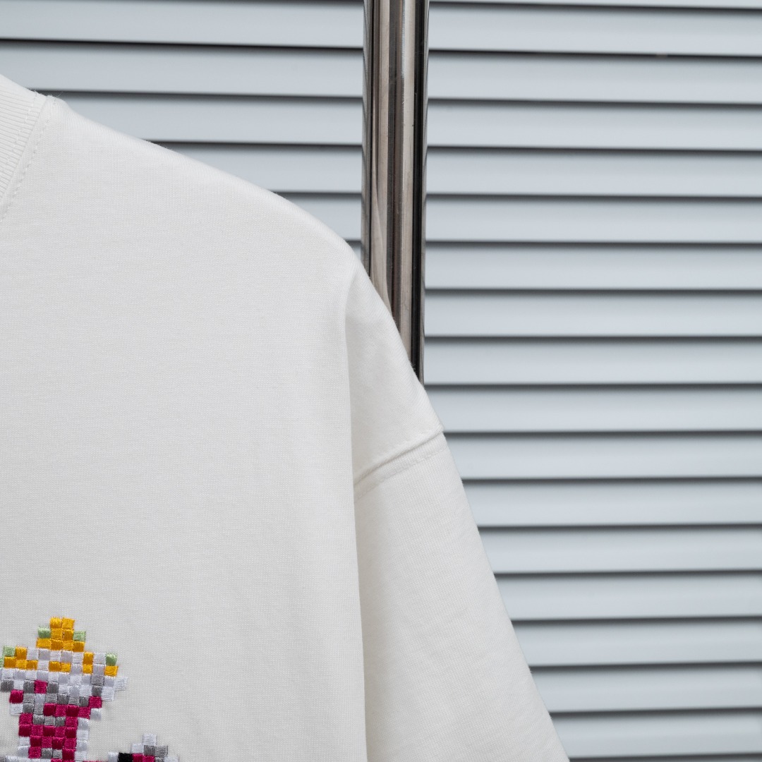 Chrome Hearts 款式：克罗心CH十字刺绣马赛克多色十字架工艺短袖