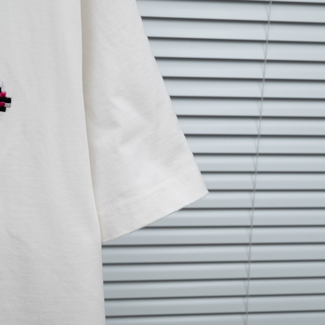 Chrome Hearts 款式：克罗心CH十字刺绣马赛克多色十字架工艺短袖
