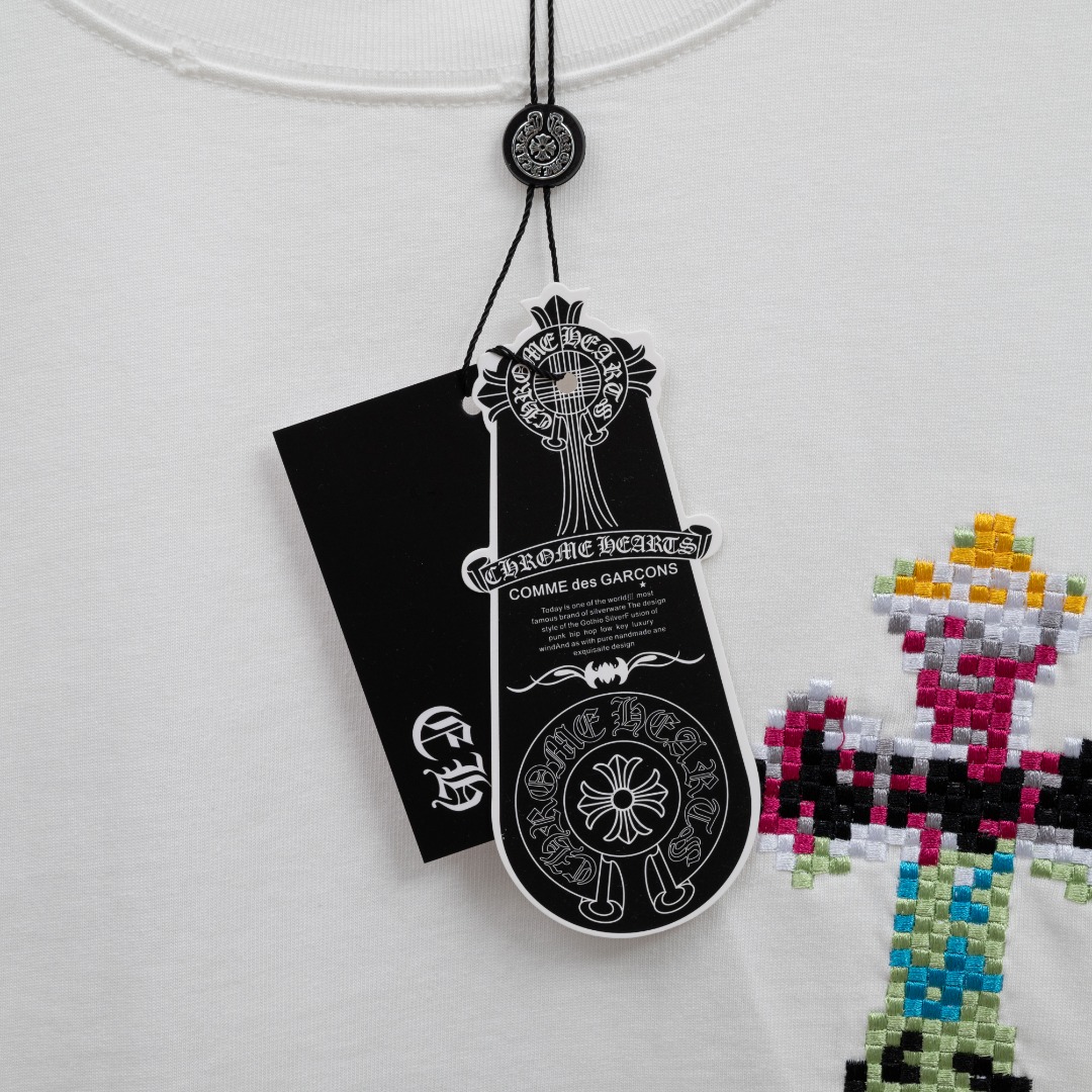 Chrome Hearts 款式：克罗心CH十字刺绣马赛克多色十字架工艺短袖