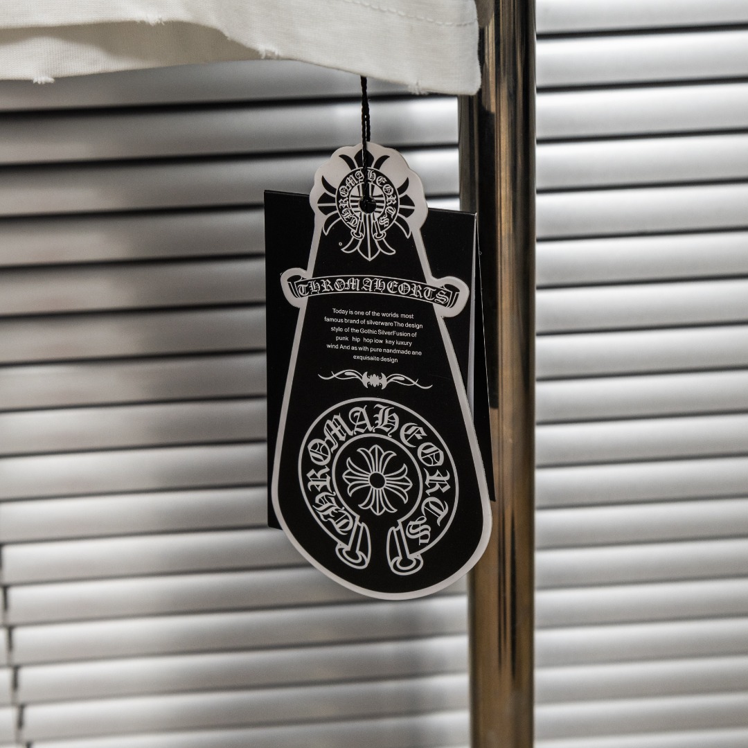 Chrome Hearts 款式：克罗心CH做旧破洞贴布刺绣工艺短袖