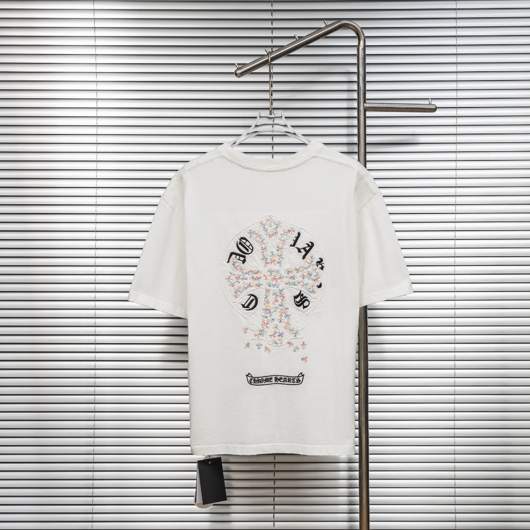 Chrome Hearts 款式：克罗心CH做旧破洞彩色花卉贴布刺绣工艺短袖