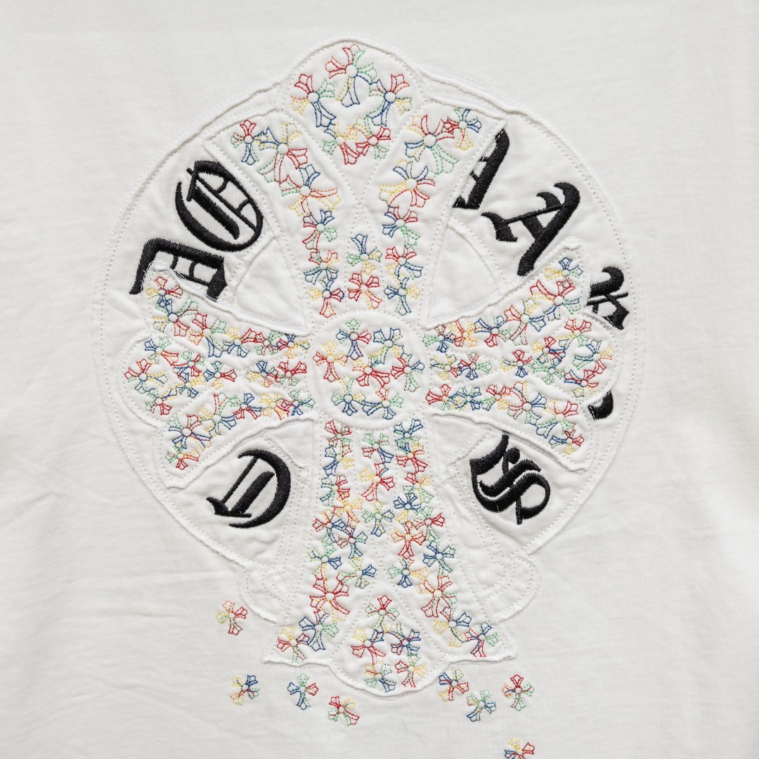 Chrome Hearts 款式：克罗心CH做旧破洞彩色花卉贴布刺绣工艺短袖
