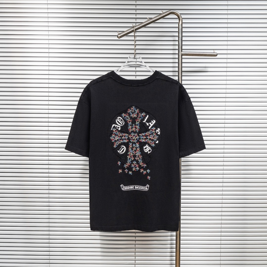 Chrome Hearts 款式：克罗心CH做旧破洞彩色花卉贴布刺绣工艺短袖