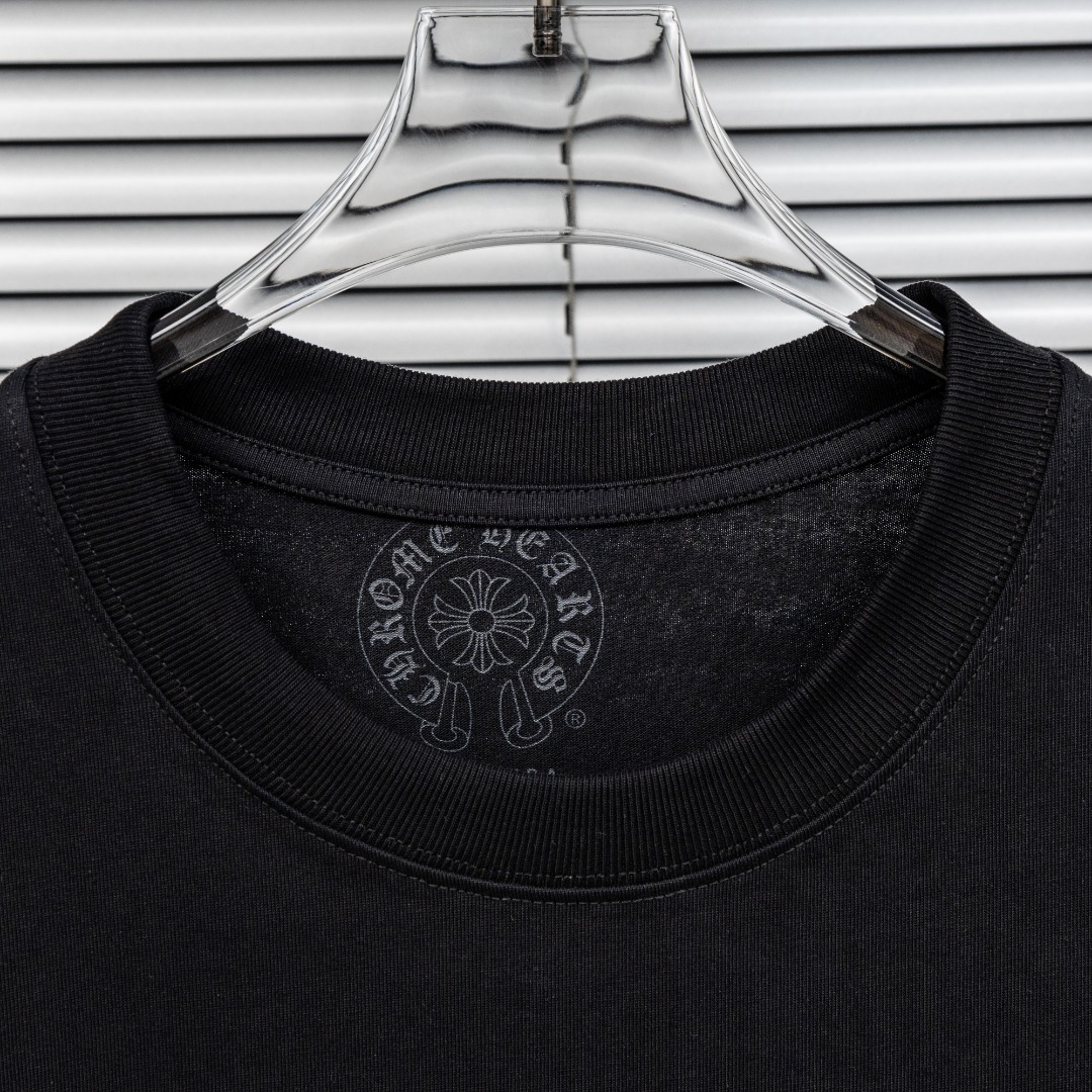 Chrome Hearts 款式：克罗心CH做旧破洞小口袋发泡工艺短袖
