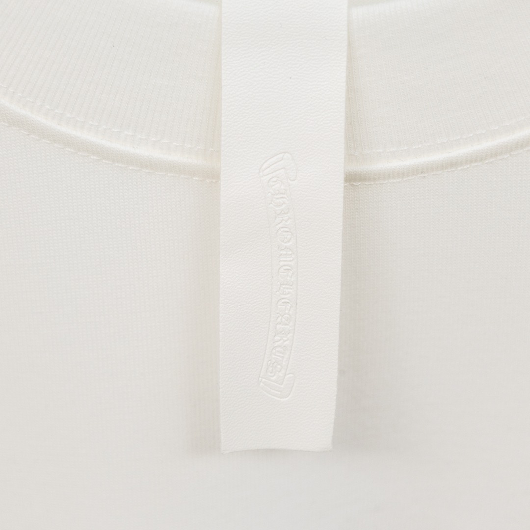 Chrome Hearts 款式：克罗心CH做旧破洞植绒LOGO 粉色女郎工艺短袖