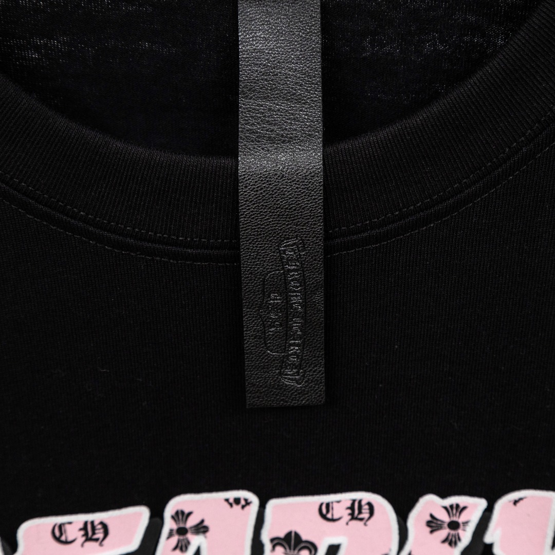 Chrome Hearts 款式：克罗心CH做旧破洞植绒LOGO 粉色女郎工艺短袖