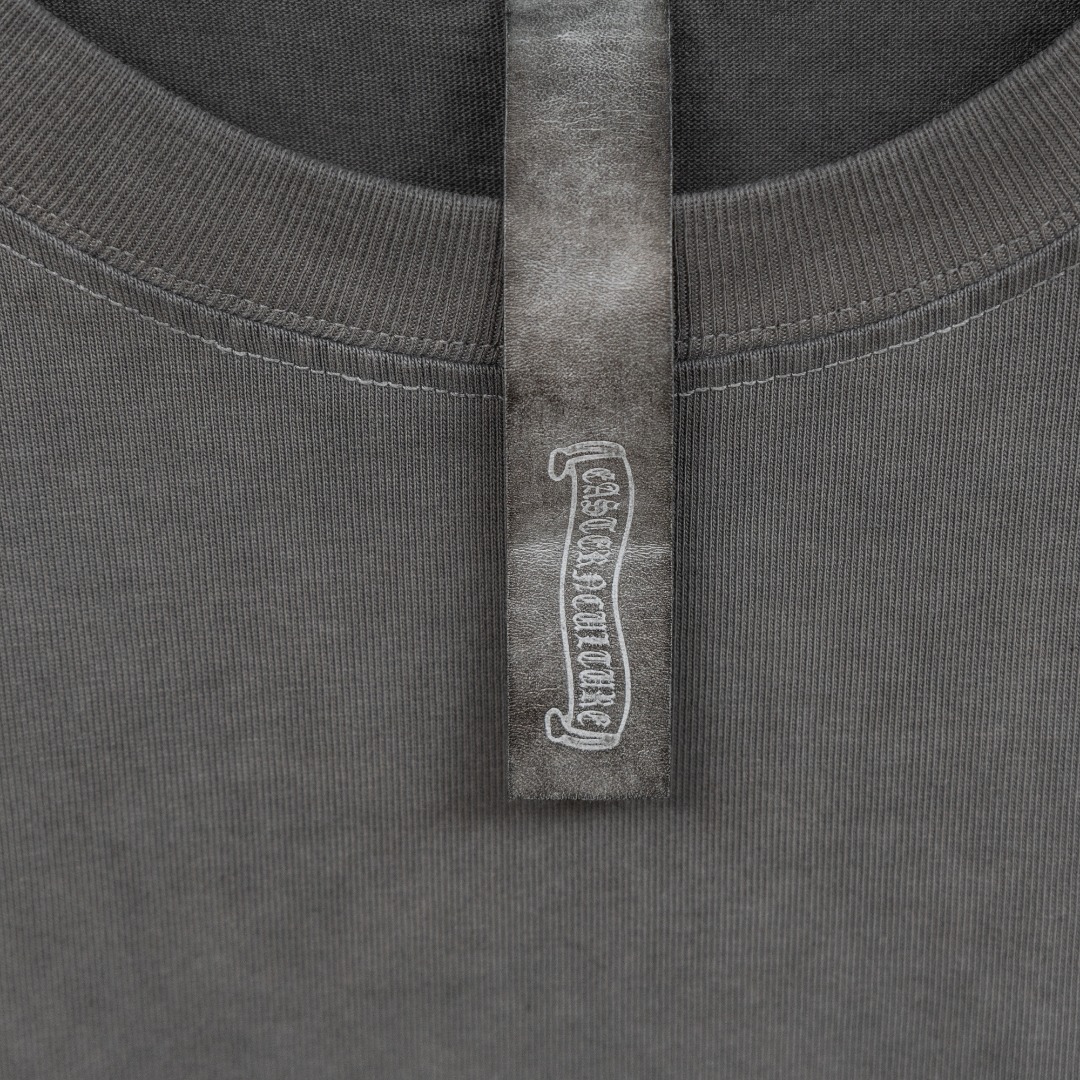 Chrome Hearts 款式：克罗心CH做旧破十字架花卉刺绣磨边工艺短袖