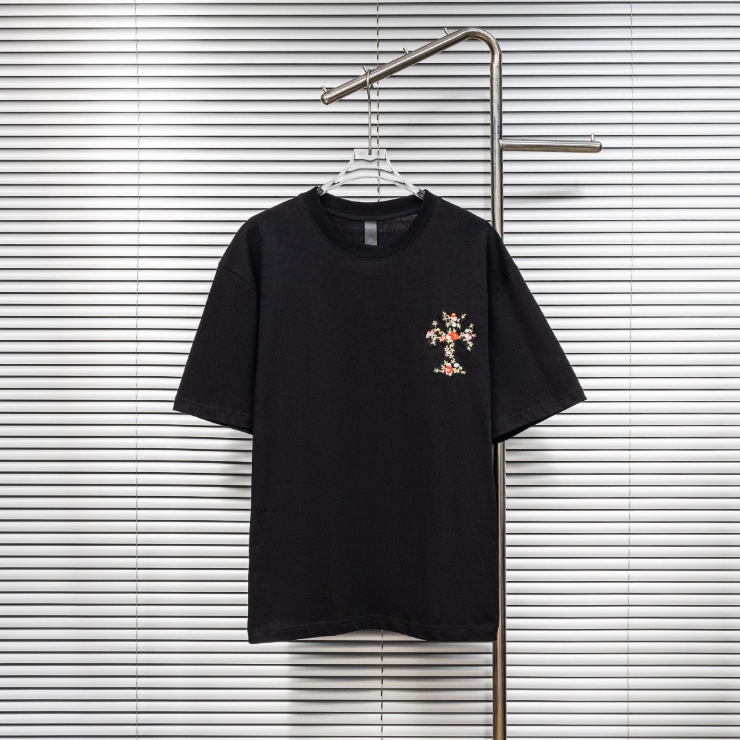 Chrome Hearts 款式：克罗心CH做旧破十字架花卉刺绣磨边工艺短袖
